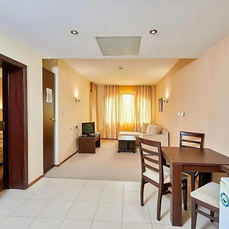 Casablanca ابزور